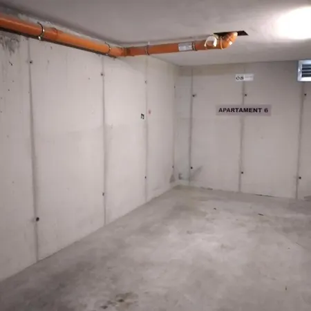 Nad Lomnica Centrum 아파트