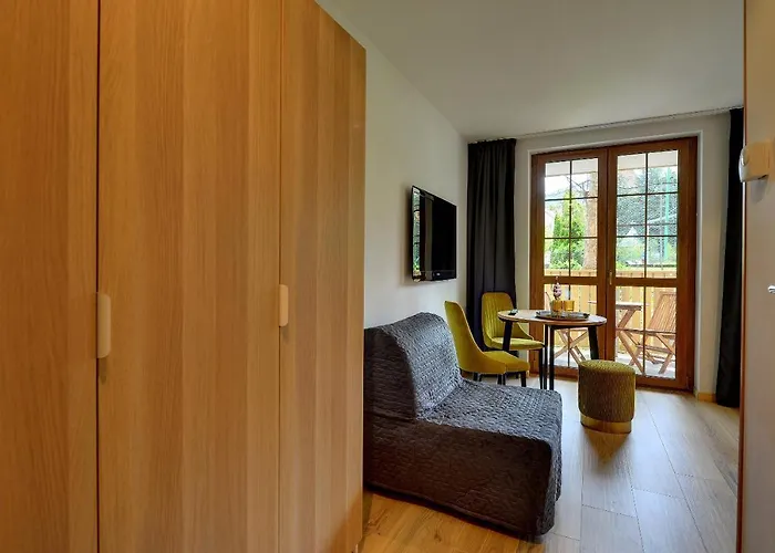 Nad Lomnica Centrum 卡尔帕奇