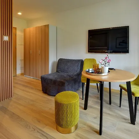 Nad Lomnica Centrum Appartement