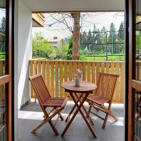 Nad Lomnica Centrum *